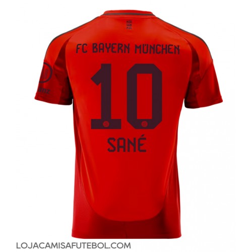 Camisa de Futebol Bayern Munich Leroy Sane #10 Equipamento Principal 2024-25 Manga Curta